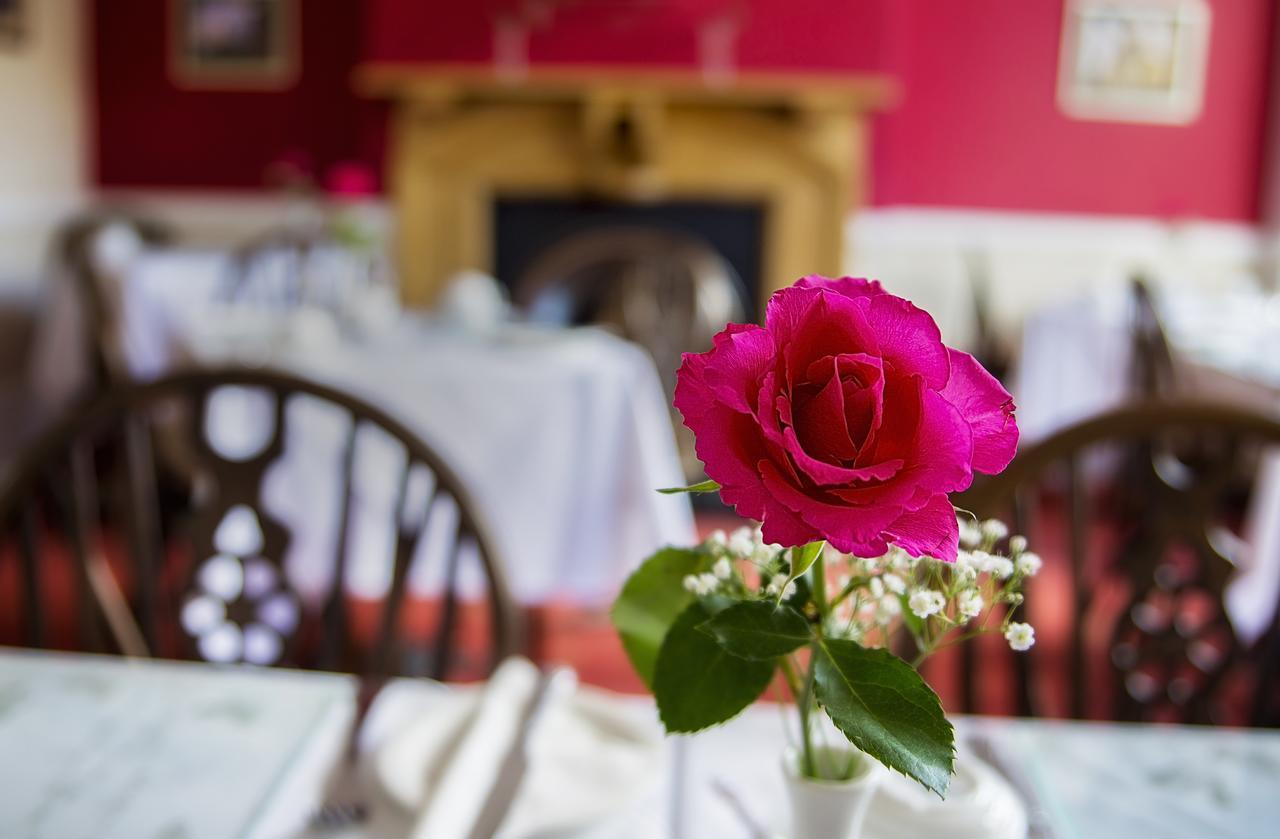 St. Raphael Guest House Йорк Экстерьер фото